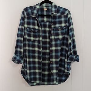 Blue green plaid flannel button down